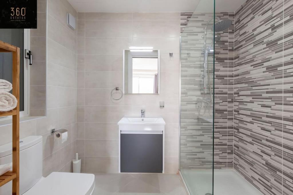 Spacious 2Br Apt In Qawra - Perfect For Families By 360 Estates St. Paul's Bay Luaran gambar